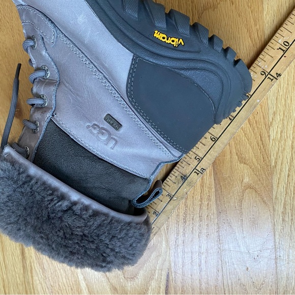UGG Adirondack Waterproof Winter Charcoal and Gray  Lace-Up Boots - Picture 12 of 13